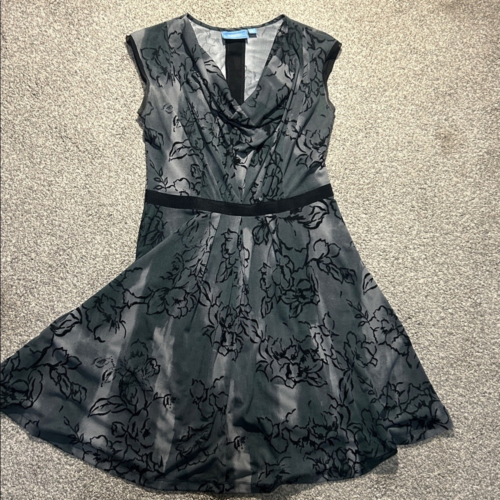 Vera Wang Dress, grey and black, size small
